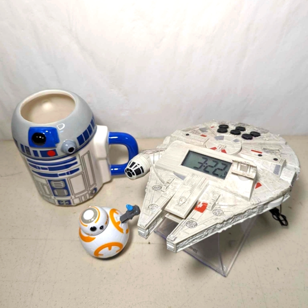 Star Wars Millennium Falcon Clock and More